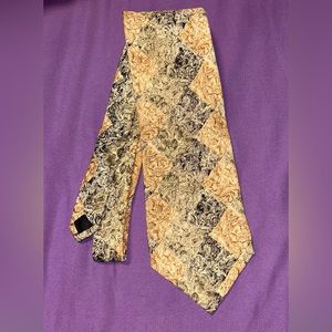 Vintage Forsyth Canadian tie